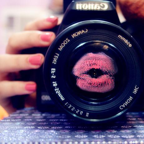 This is the official Twitter page for (KissTheCamera Photography) for booking please contact: kissme.photography15@gmail.com or live,gang2014@gmail.com