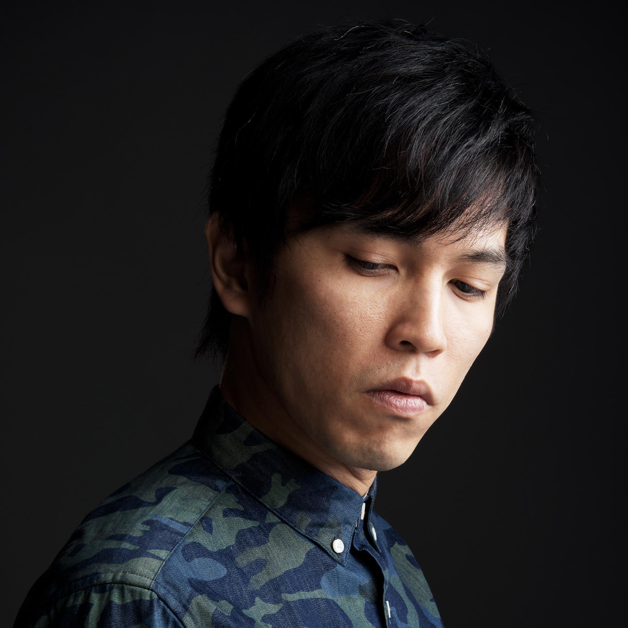 AlexHoMusic's profile picture. Pianist, composer, member of @magazinegap