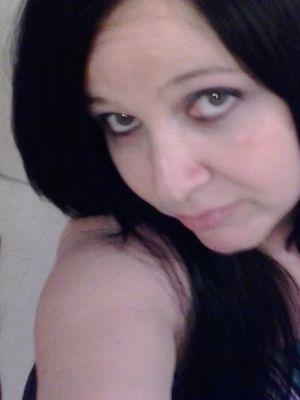 I'm a metal head. I'm down to earth. music is everything too me. so don't be shy to hit me up ppl.
