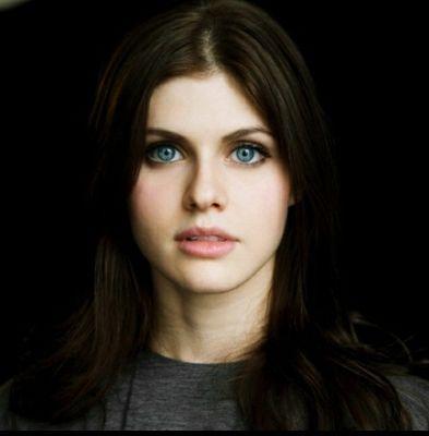 TheHostSunny's profile picture. Cause all of me loves all of you. [The Host, Looking for #Kyle, RP, SL account to @PimpHost ]