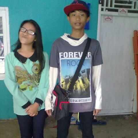 Let's play skateboarding