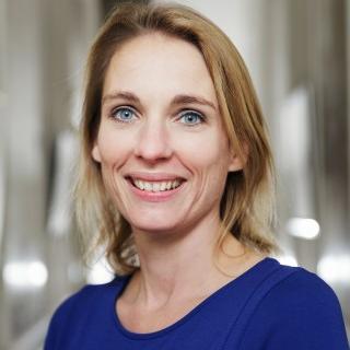 Ingrid Vledder | Advocaat | Specialist | Scheiding | Alimentatie | Jeugdbescherming | Twittert over het familierecht | Reach Advocaten |