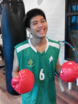 แฟนนะยังไม่มี หน้าตาดีไปวันๆ