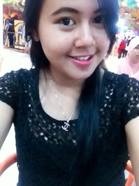 pitharapusa's profile picture. Pink Addict. January 31'94. FKM Public Health'  STIKes Wijaya Husada ☺