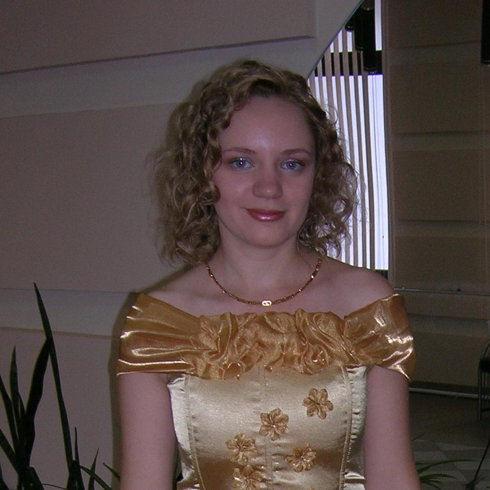 IrinaShkut's profile picture. Люблю рукоделие и вещи, сделанные своими руками: вязание, вышивку крестом, гильоширование, люблю шить и делать украшения