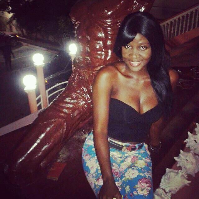 Lost My Virginity to Trey Songz back stage at his show. EveryBody Lies in there Bio Y can't I? #TeamTCI #RIP Ja'Naeya