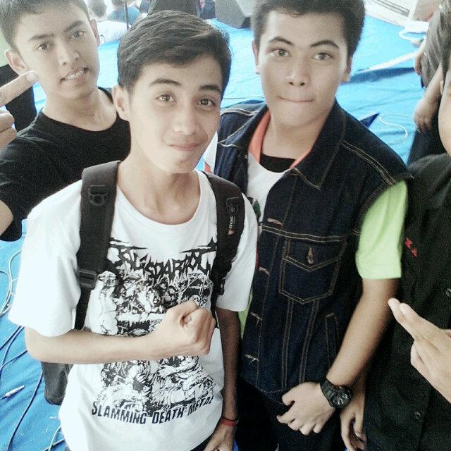 Drumer n screamer is my live
