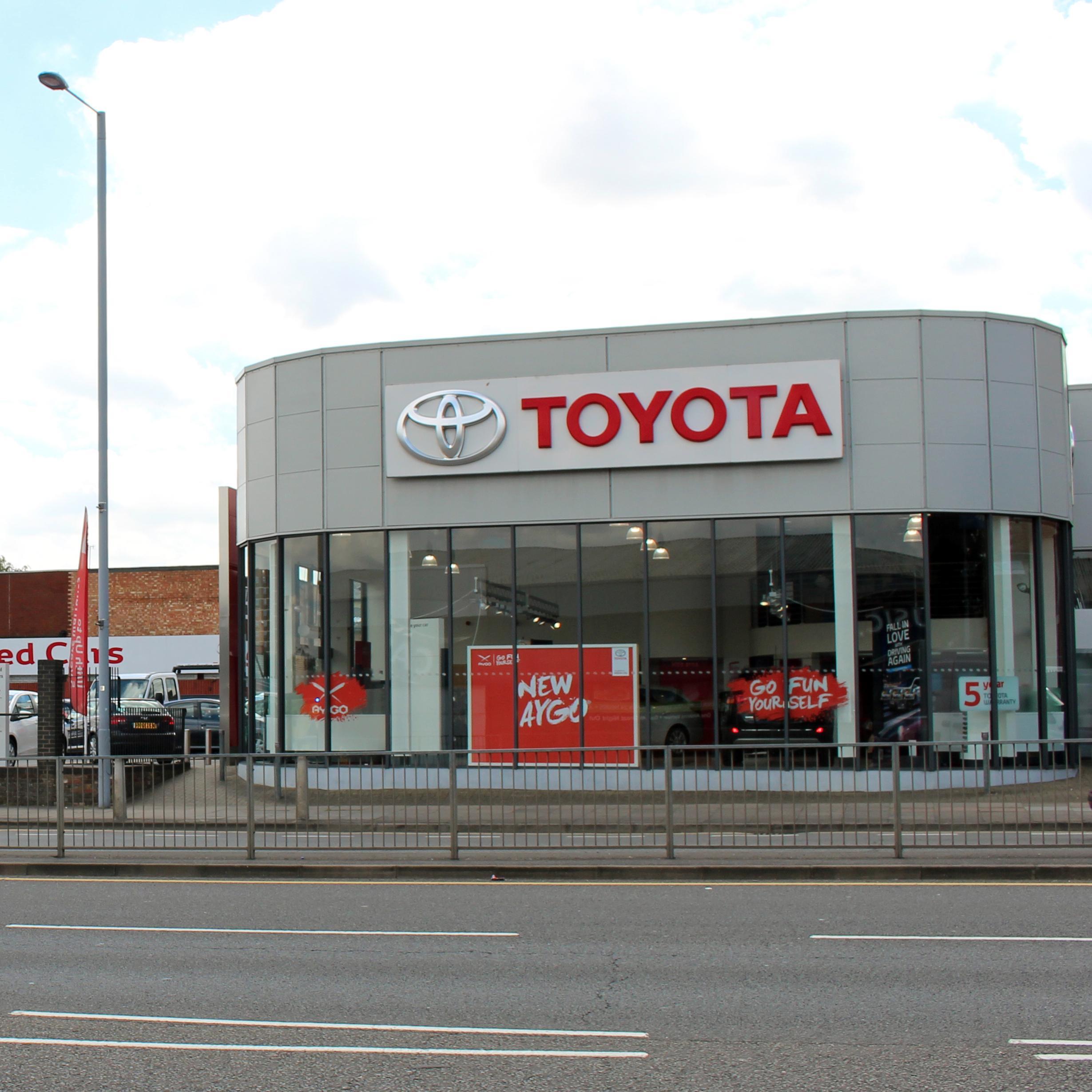 toyota luton #6 toyota luton #6