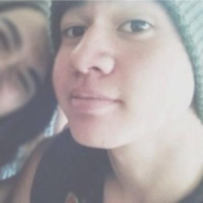 updating you on 5sos daily!!!!