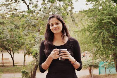 not so complicated creature...fun loving..like to hang out wid gud frnds....dreams high...after all its juz a dream.....