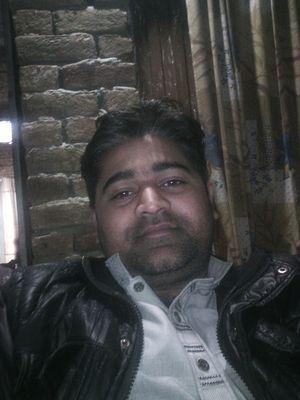 umairhsp555's profile picture. 