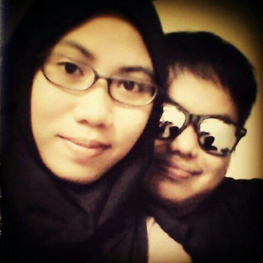 I am Moslem, scorpio, I am simple, @AiruExile husband