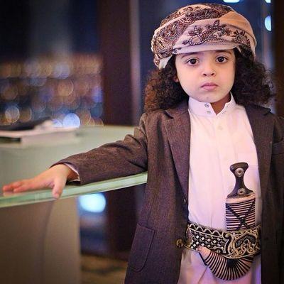 يا حي ياقيوم برحمتك استغيث اصلح لي شأني كله ولا تكلني الى نفسي طرفه عين
•لاتعشق الغرباء فهم دائما راحلون وسيبقی نبض قلبي يمني