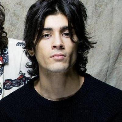 I gave you a free follow so now please follow @Harryftvibes or i'll unfollow you.