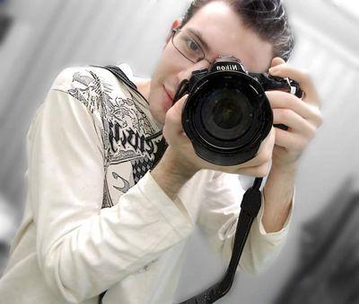 Editor/Camarografo.