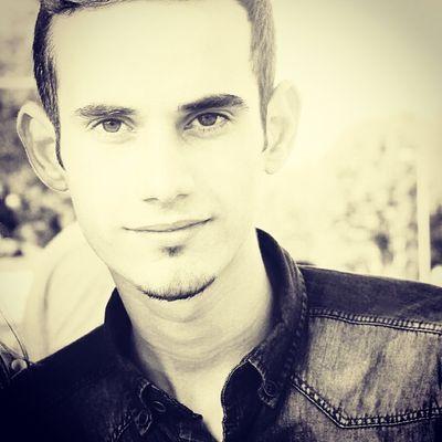 Ahmett_beyy's profile picture. 