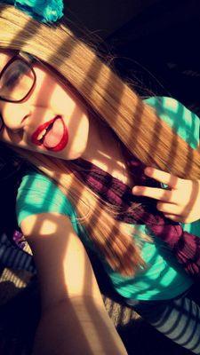 I love music. James Arthur is my idol. I cheer. I love quotes. follow me for a follow back.