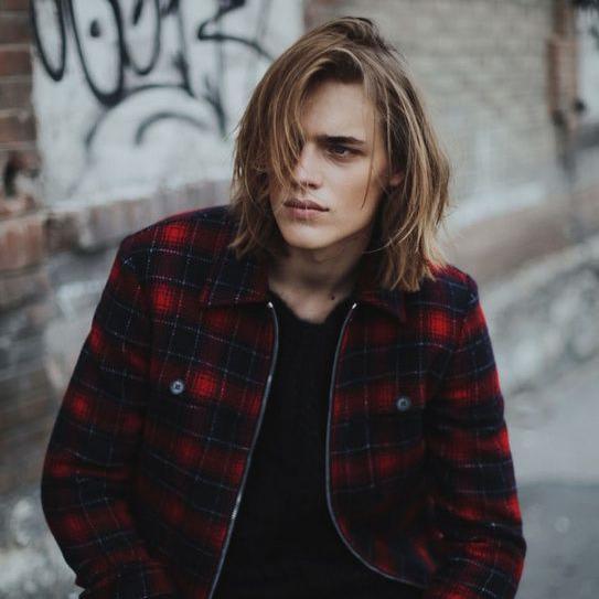 15-year-old engineer/artist/musician. My mother, @VSiyanovich trains me in the art of butt-kicking. My best friend is Nico and he's nuts. #RP #OC #SOA