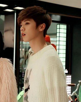 สักวันหนึ่ง ขอแค่พวกนายหันมามองบ้าง อิอิ