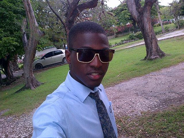 Ask & I'll tell.My website -- http://t.co/hMY6mAJItf Skype:mar_q_mufc #TeamScorpio #MUFC #Musik. God is good, thankful for life. #Jamaican