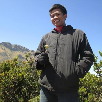 roqib_gitara's profile picture. RN♥ @nindanadiana | Tidak Perlu Hebat & Besar Yang Penting Ada Artinya