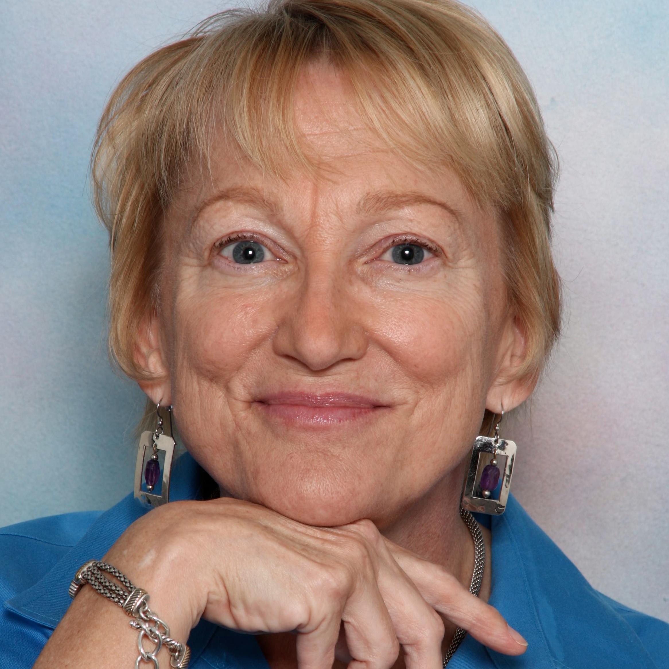 Psychotherapist, Positive Body Image Advocate, ED Specialist, Equine-Assisted Therapist, Coach, Author