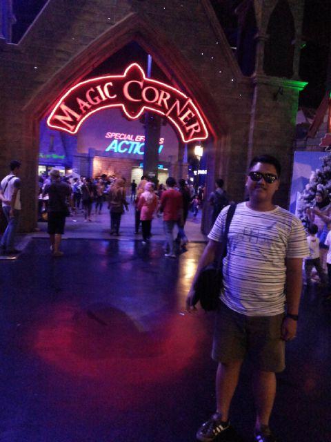 willypranata1's profile picture. 