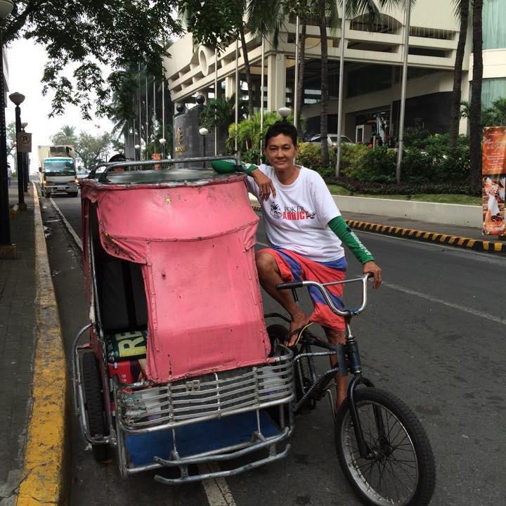Living at difficult times but still able to smile especially w/ the guidance of #EtmanHeart that love is the fulfillment of the law, Rom.13:10.