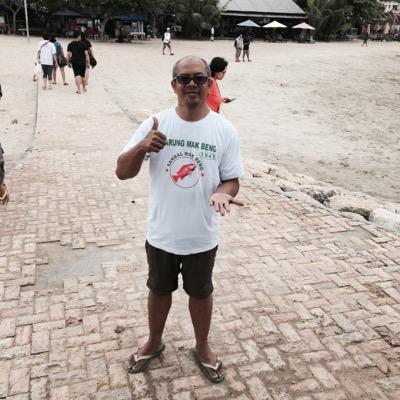 A traveler for a life adventure, a father of two lovely kids by a day