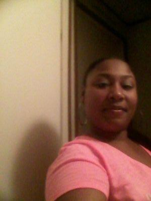 Im 25 years old. Loyal. Faithful. Mean. Very Few Friends. Bc Everybody Aint Who They Claim to Be. Im In Love With Garrett Busta Speach!!!