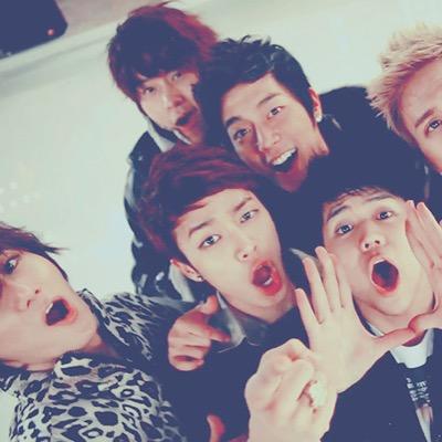 #비스트❤️오래보자 // #B2UTY // #PINKPANDA ^__^