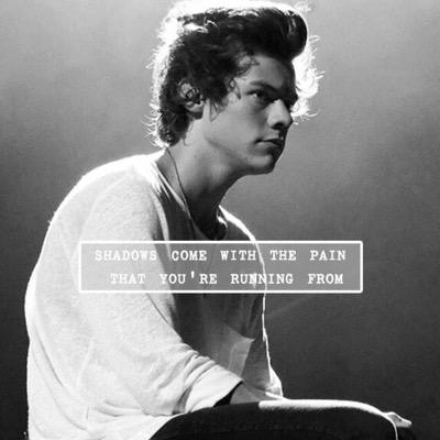 Can you please follow @vampireftnialI and not this acc?