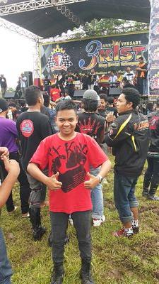 RiLiaKurniawan's profile picture. 