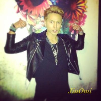 Jinomi 隆二 元ヤンでちゃってる 三代目初めて見た人が隆二見たら怖い思われちゃうよ 髪型ね 髪型 それなーに 平成初期のヤンキーかな Http T Co 6u4wx7gmxm