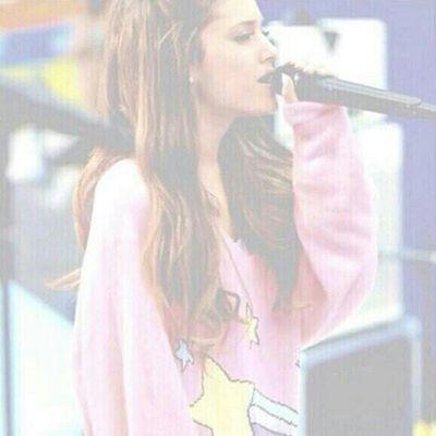 horny 15 year old obsessed with ariana