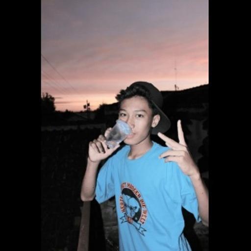 ig:titoaperdana