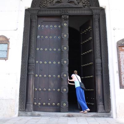 jramajrama's profile picture. Love the outdoors, writing, Pilates, all things social purpose-driven.