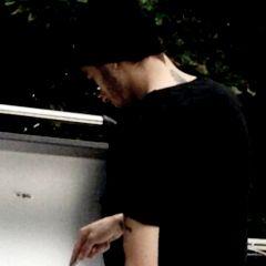 free follow, but follow - @izainuke 
{ask for fback}
