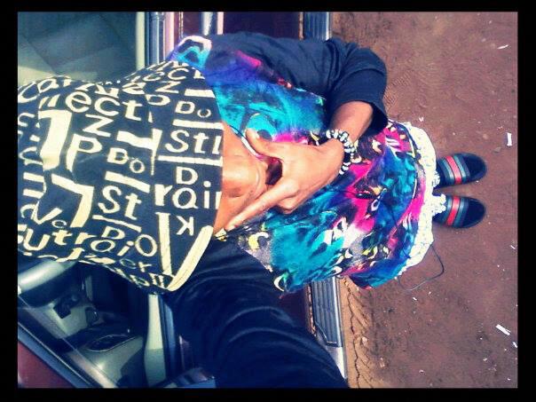 ►♣Am dat dope dude who loves making new friends and always being honest hehehe....I rep #team TNB!♣♥☺☺