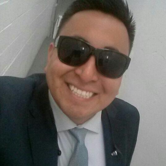 Hispanic American Marketing professional from New England, but Social Media makes me a Global Citizen. GO SOX