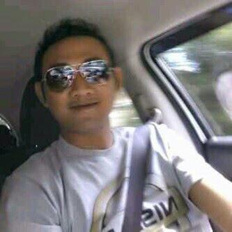 prapdwi's profile picture. 