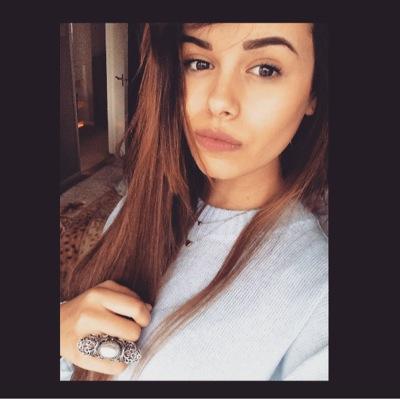 algerian✌️
follow me on insta - @nessrinaxo