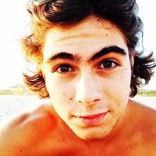 Pedrocavitti's profile picture. Alguns infinitos são maiores que outros❤ Rafa Vitti • Pedroca • Essa é a minha pequena prova de amor pra você❤