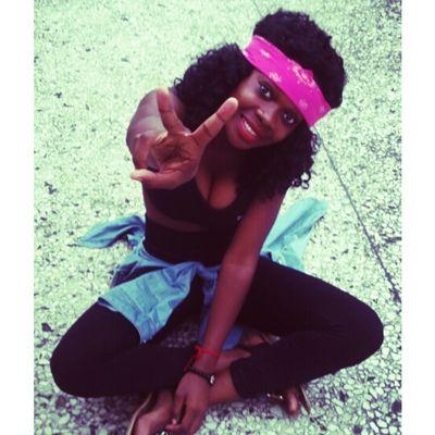 binh..on va faire genre tu me follow je te foloow back :) ;)