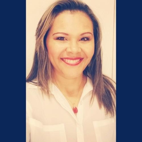 Sou casada, filha de deus..meu signo é leão