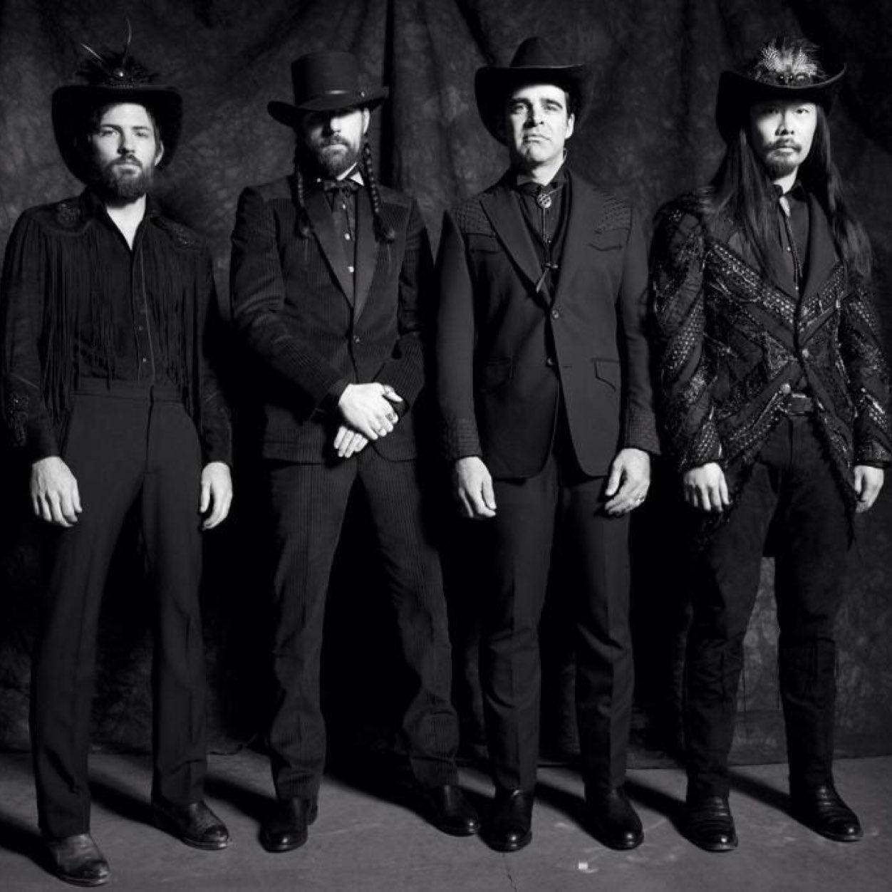 TheAvettLyrics's profile picture. Decide what to be and go be it. #AvettBrothers