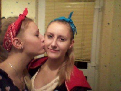 L_Tomlinson4100's profile picture. 100% Directioner, 100% 5SoSfam, 100% Mixer, 15 years old