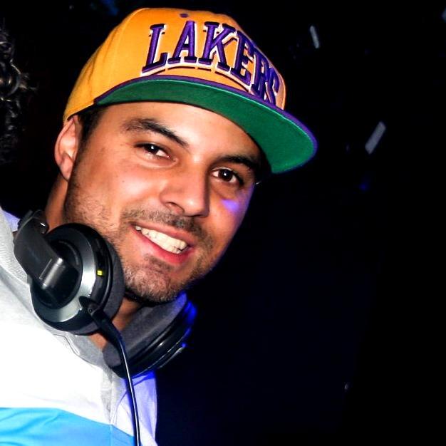 CONTATO P/ EVENTOS: whatszap: 041 9889-3908 djrodrygo@hotmail.com
