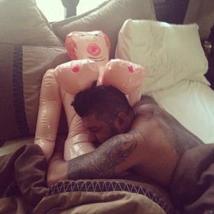 ayala_marqos's profile picture. Electro