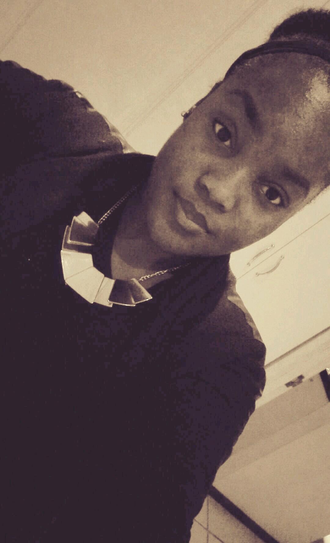 Be a queen ; wear your crown with dignity and class.